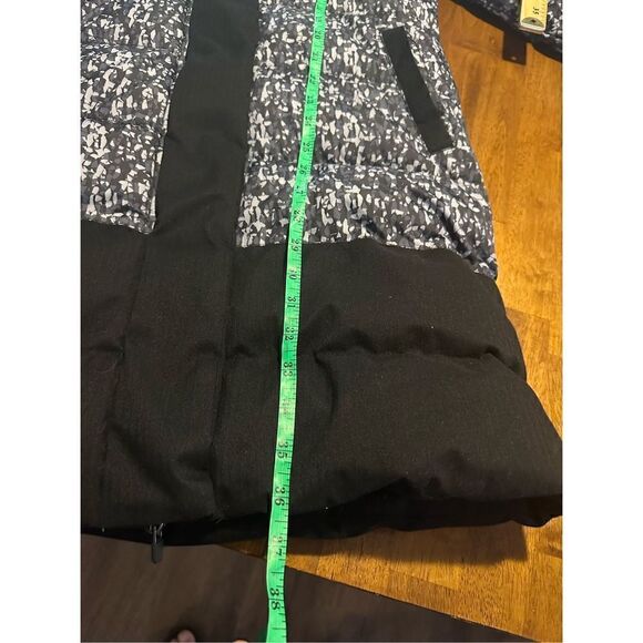 Fabletics Waco Confetti Print Puffer Winter Coat Jacket Black Grey Womens XS - Picture 13 of 13